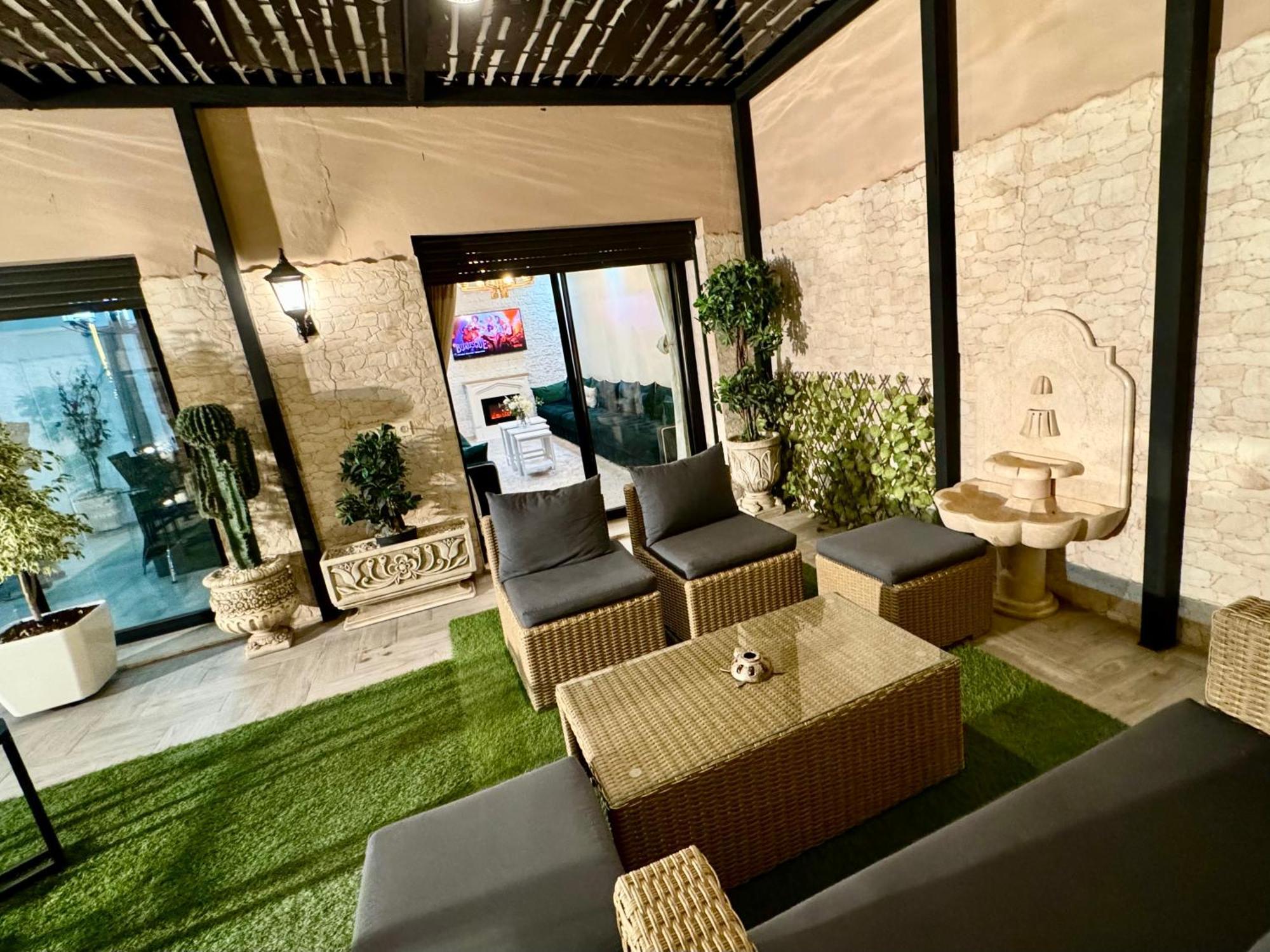 Duplex Sabah Opera - Gueliz Lägenhet Marrakesh Exteriör bild